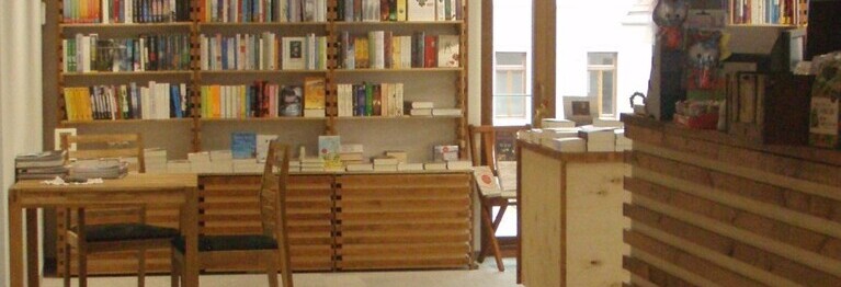 Blick in die Buchhandlung