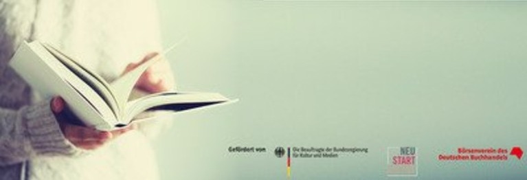 Logos der Förderer des Neustart Kultur Programms. Börsenverein des deutschen Buchhandels, Bundesministerium für Kultur und Medien.