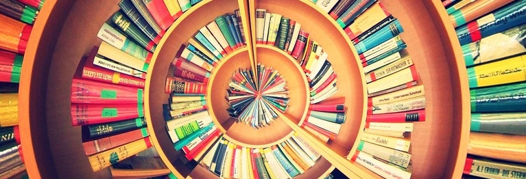 Liebe „Lesekreis-Interessierte“,

Wer Lust und Laune hat, sich 1x im Monat mit anderen Leser*innen über Bücher auszutauschen, ist hier genau richtig. 
Mehr Infos und Termine unter "Veranstaltungen und Service"