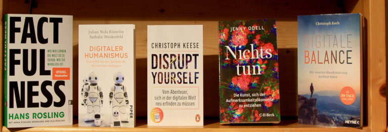 Foto: Bücher zu aktuellen Themen und Empfehlungen