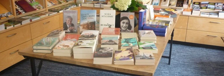 Taschenbuch-Auslage